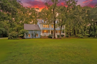 820 Pineneedle Way, Charleston, SC 29492