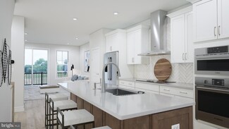 2606 River Birch Rd, Herndon, VA 20171