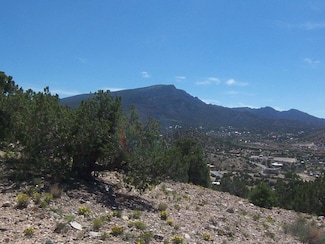 53 Camino de Las Brisas, Placitas, NM 87043