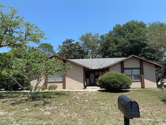 2 Blaine Ct, Palm Coast, FL 32137