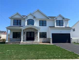 10 19th St, Jericho, NY 11753