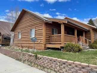 552 Canal St, Pinedale, WY 82941
