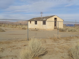 2011 67th St W, Rosamond, CA 93560