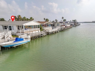 170 W Bonnet Cir, Port Isabel, TX 78578
