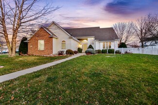 3216 Cherry Hills Dr, Champaign, IL 61822