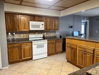 3057 Coral Springs Dr Unit 102, Coral Springs, FL 33065