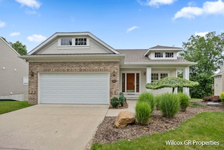 1274 Dogwood Meadows Dr SE Unit 137, Ada, MI 49301
