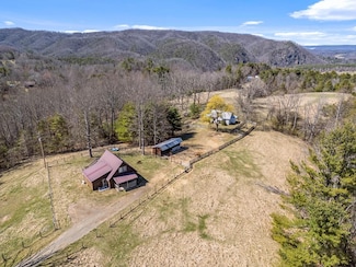 2875 Sylvatus Smith Rd, Hillsville, VA 24343