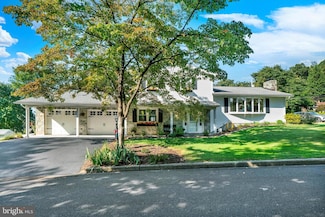 311 Lutz Dr, Reading, PA 19606