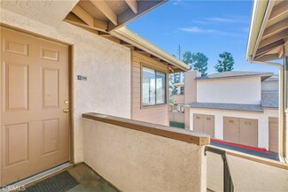 1329 Massachusetts Ave Unit 206, Riverside, CA 92507