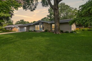 4310 Dunbar Place, Rockford, IL 61114