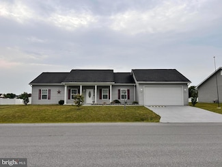 52 Harness Race Rd, Martinsburg, WV 25404