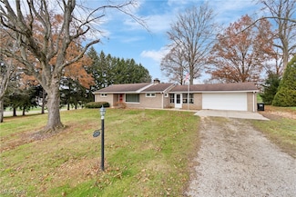 2301 Hillwood St, Magnolia, OH 44643