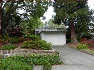 2040 Amherst St, Palo Alto, CA 94306