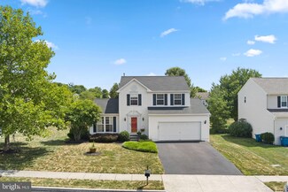 400 Winding Stream Rd, Spring City, PA 19475