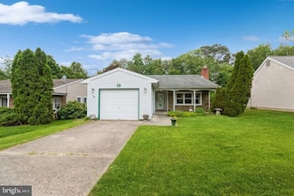 5 Sterling Place, Southampton, NJ 08088