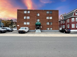 33 Cary Ave Unit 11, Chelsea, MA 02150