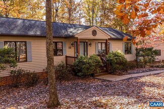 11 Barrett St, Palmyra, VA 22963