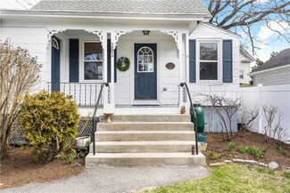 281 Lowden St, Pawtucket, RI 02860
