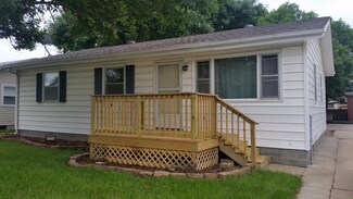 4330 N 15th St, Carter Lake, IA 51510