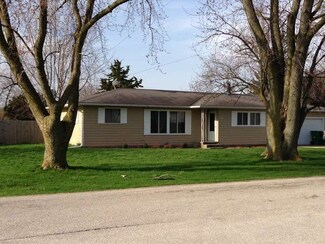 407 Van Buren St, Malta, IL 60150