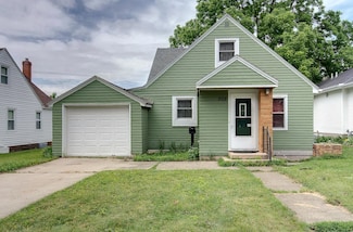 508 5th St, Kenyon, MN 55946