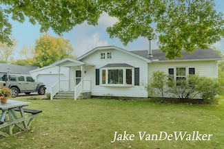 1806 Pleasant Dr, Portage, MI 49002