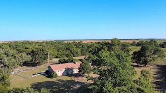 1085 K19 Hwy E, Larned, KS 67550