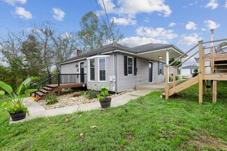 684 Summit St, Crooksville, OH 43731