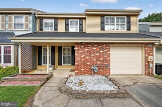 128 Calderwood Ln, Mount Laurel, NJ 08054