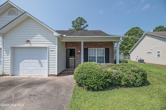 321 Lake Rd Unit B, Greenville, NC 27834