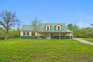 10298 T4 Rd, Hoyt, KS 66440