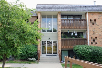 1265 S Maple Rd Unit 207, Ann Arbor, MI 48103