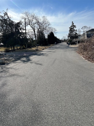 0 Abby Ln, Shirley, NY 11967