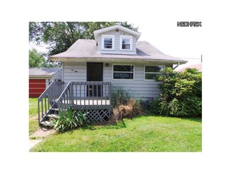 250 Killian Rd, Akron, OH 44319
