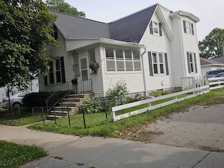 615 Kellogg St, Green Bay, WI 54303