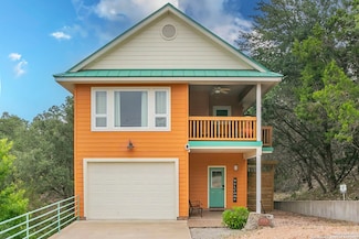 1024 Summit Bluff, Canyon Lake, TX 78133