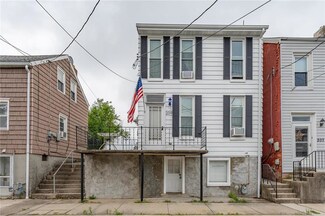 209 W Walnut St, Kutztown, PA 19530