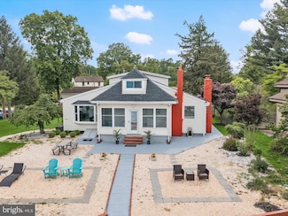 2304 Poplar Rd, Essex, MD 21221