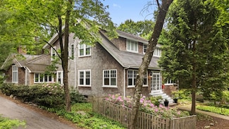 500 Worcester St, Wellesley Hills, MA 02481