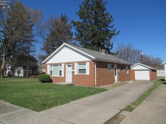 914 Linden Blvd, Fremont, OH 43420