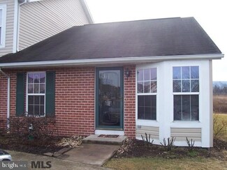 102 Fieldstone Ln Unit 11, Bellefonte, PA 16823