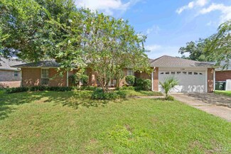 1144 Carla Dr, Cantonment, FL 32533