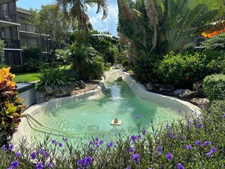 3605 S Ocean Blvd Unit 208, South Palm Beach, FL 33480