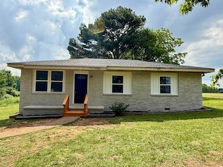 175 Rainbow City Dr, Florence, AL 35633