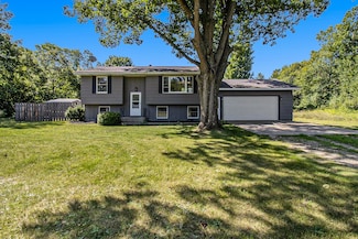 1285 W Winston Rd, Rothbury, MI 49452