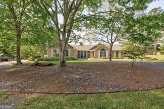 100 Huntcliff Ct, Lagrange, GA 30240