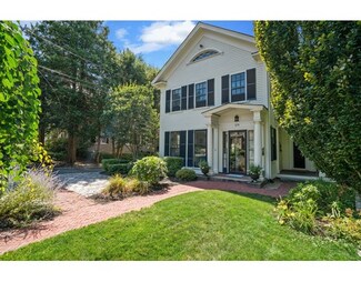 179 School St, Milton, MA 02186
