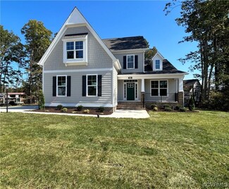 9301 Kinnerton Dr, Midlothian, VA 23112
