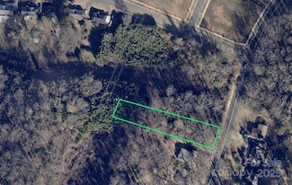 1808 Camp Greene St, Charlotte, NC 28208